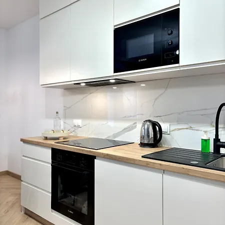 Golden Luxury 3-bedroom In * Varsó