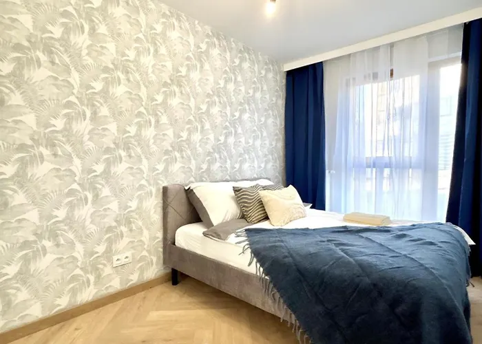Golden Luxury 3-bedroom In * Varsó