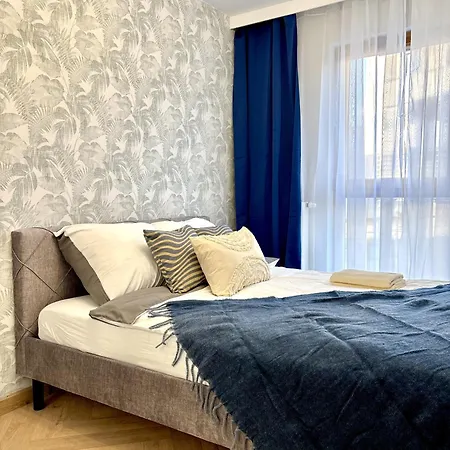 Lägenhet Golden Luxury 3-bedroom In