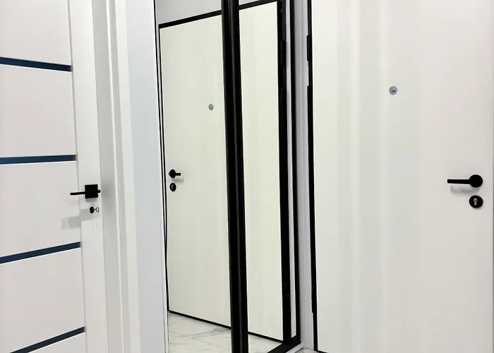 Apartament Golden Luxury 3-bedroom In *