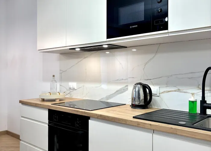 Golden Luxury 3-bedroom In * Warszawa