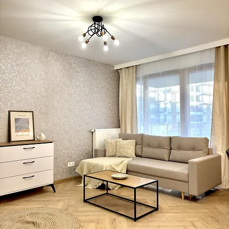 Golden Luxury 3-bedroom In * 바르샤바